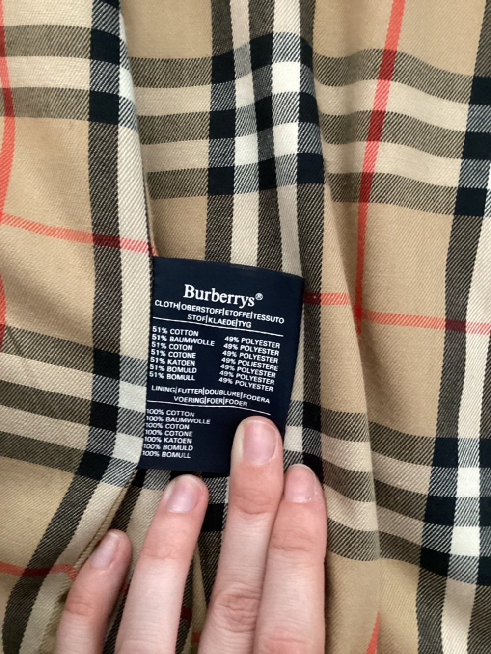 Burberry Men’s Tan Trench Jacket with Signature Check Lining - Picture 4 of 7
